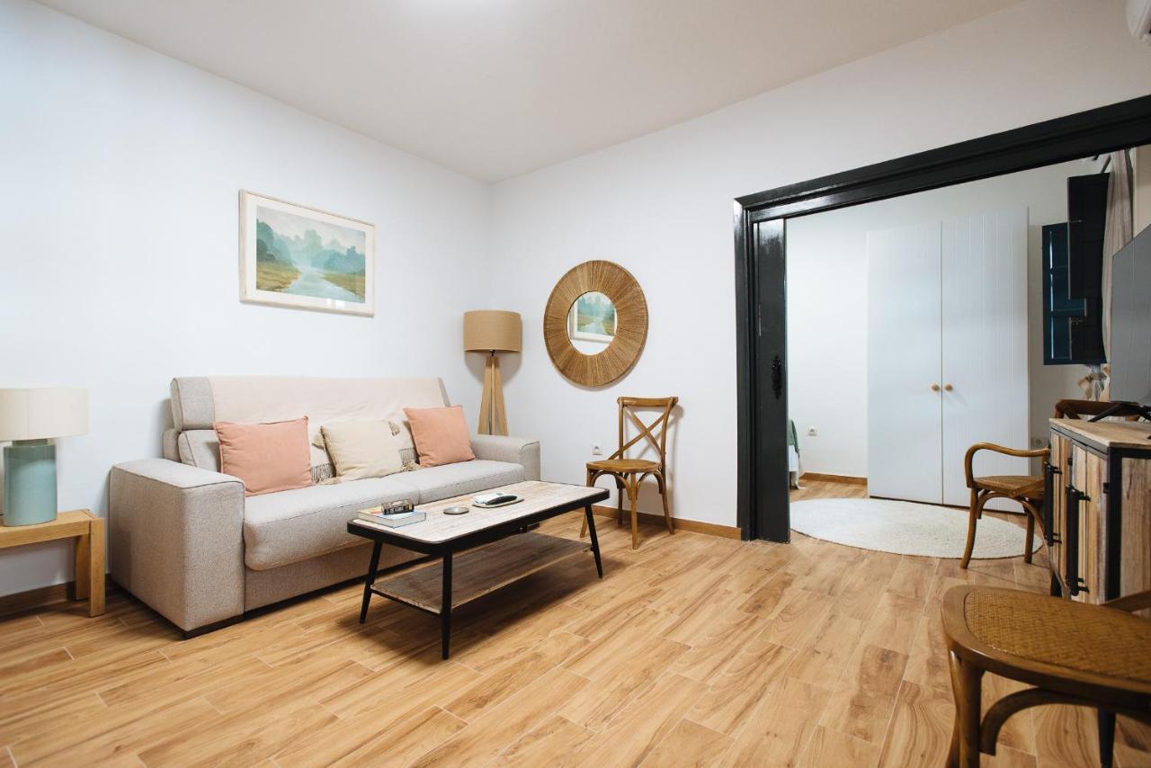 세비야 Aitana'S Retreat With Charming Garden 아파트 외부 사진