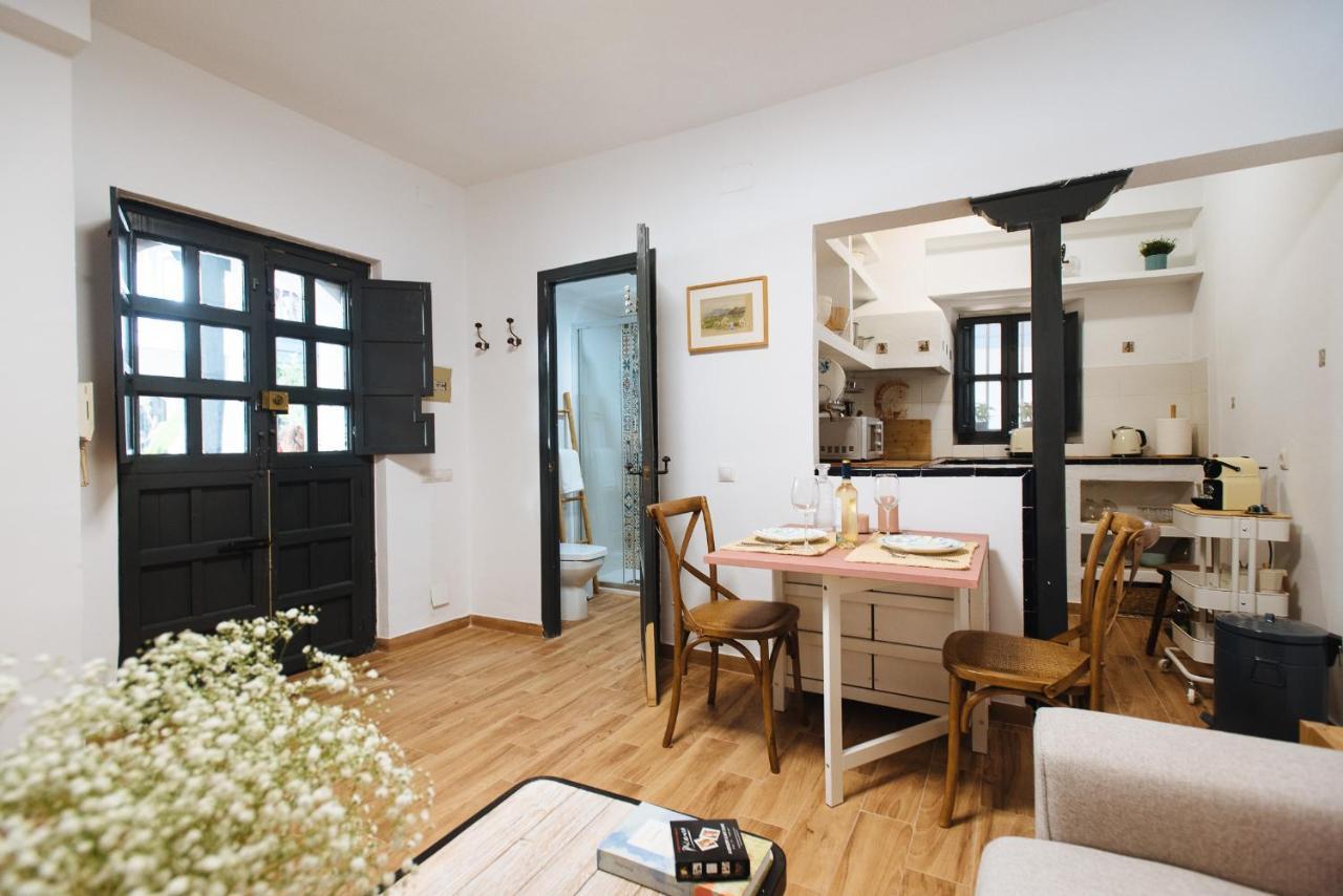 세비야 Aitana'S Retreat With Charming Garden 아파트 외부 사진