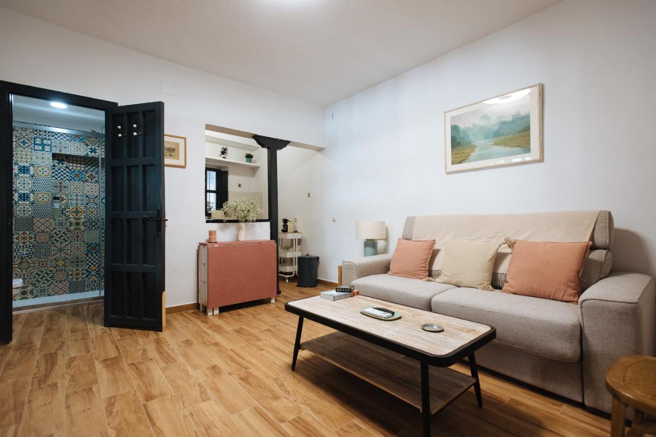 세비야 Aitana'S Retreat With Charming Garden 아파트 외부 사진
