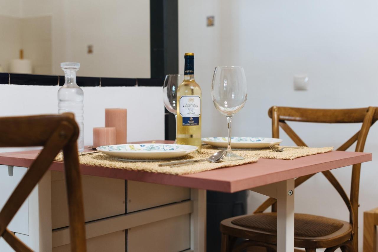 세비야 Aitana'S Retreat With Charming Garden 아파트 외부 사진