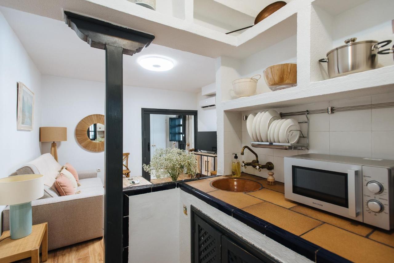 세비야 Aitana'S Retreat With Charming Garden 아파트 외부 사진